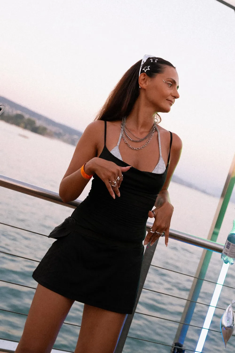 Parade au Lac, 26