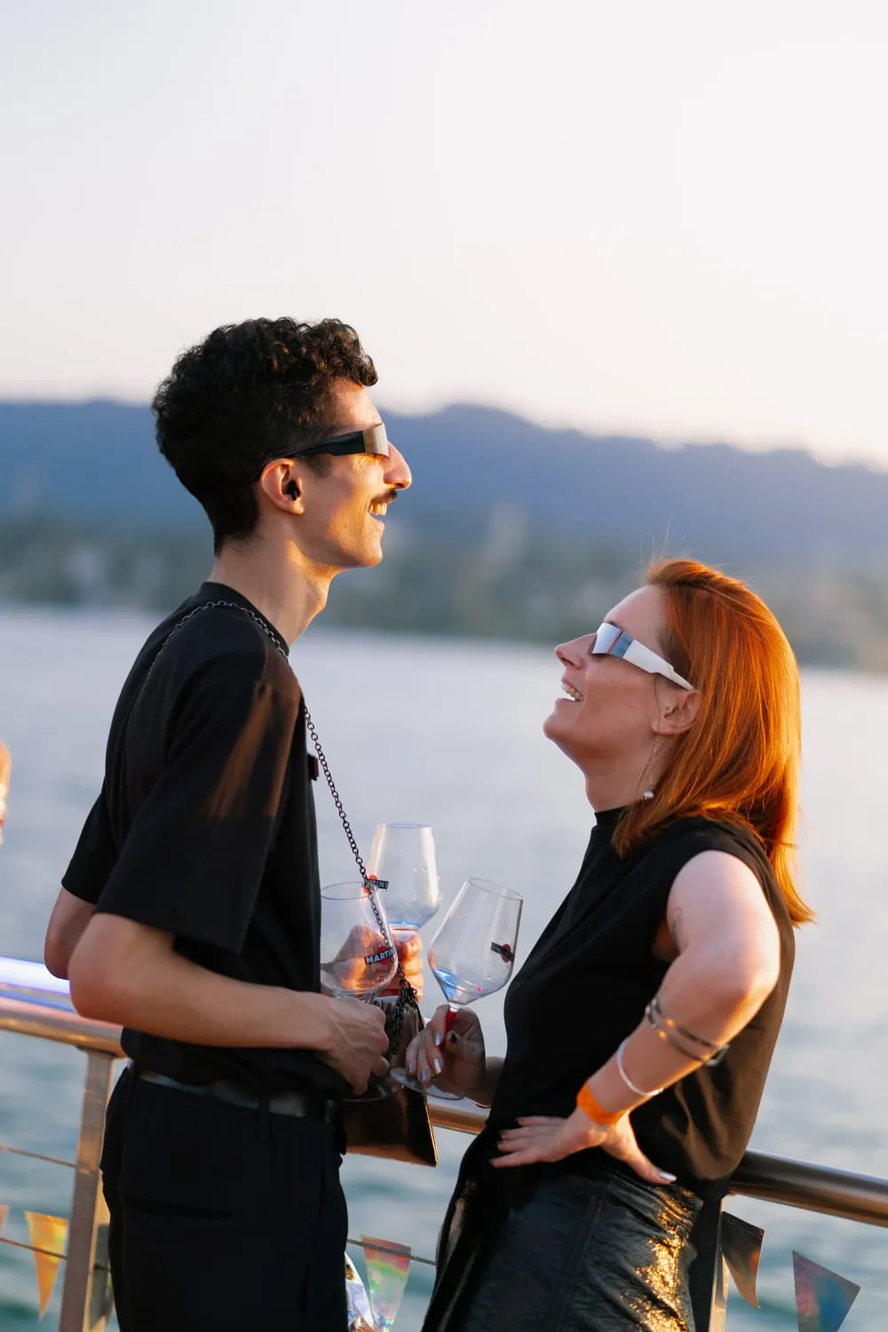 Parade au Lac, 35