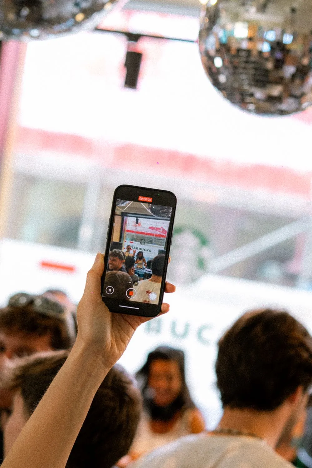 Un Jour avec Starbucks, 20
