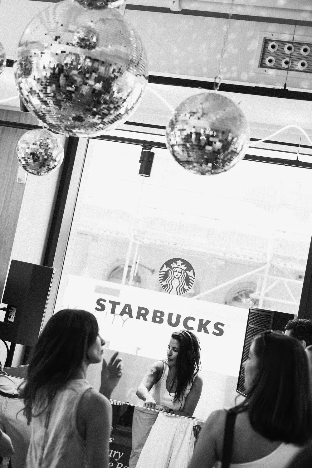 Un Jour avec Starbucks, 24