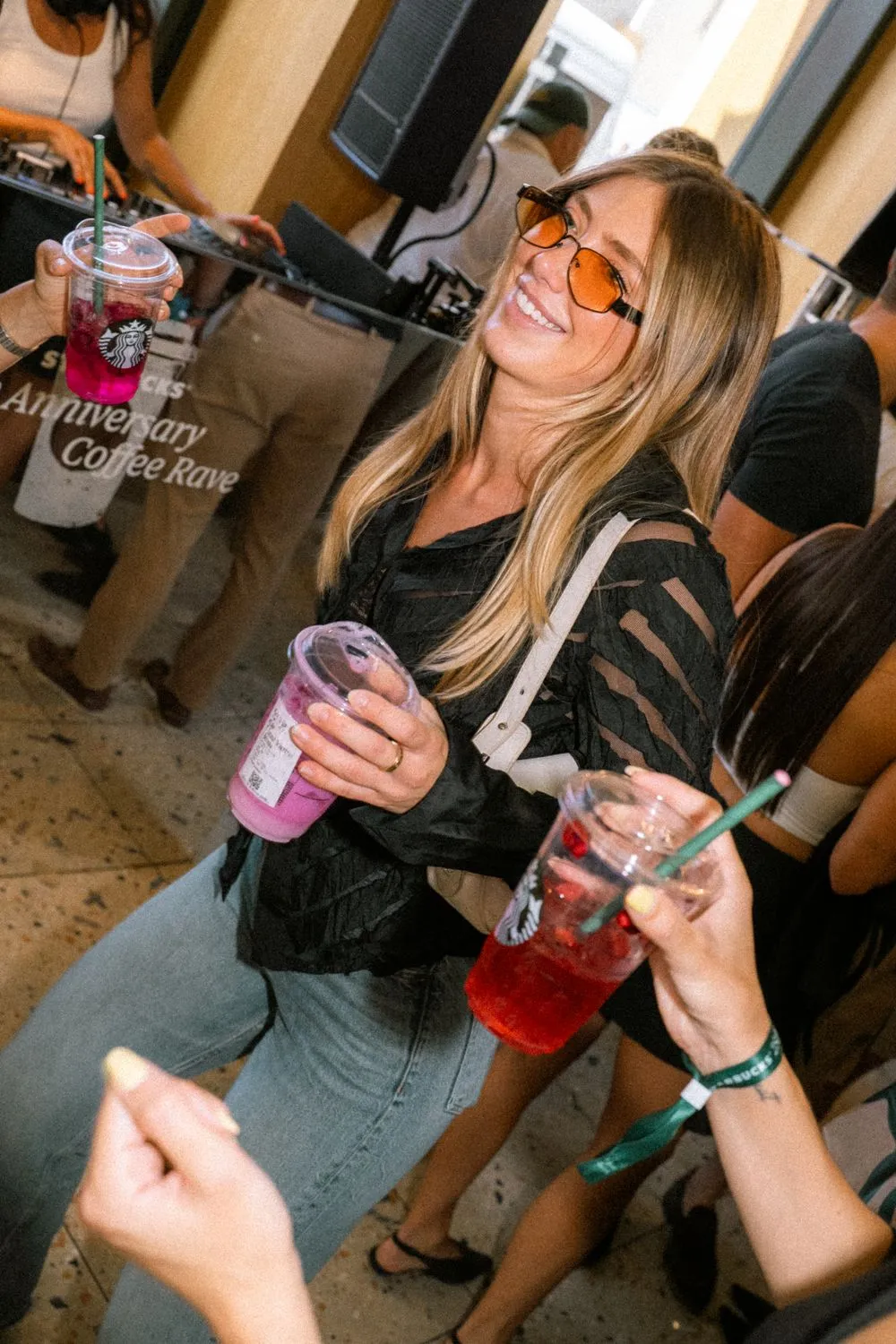 Un Jour avec Starbucks, 37