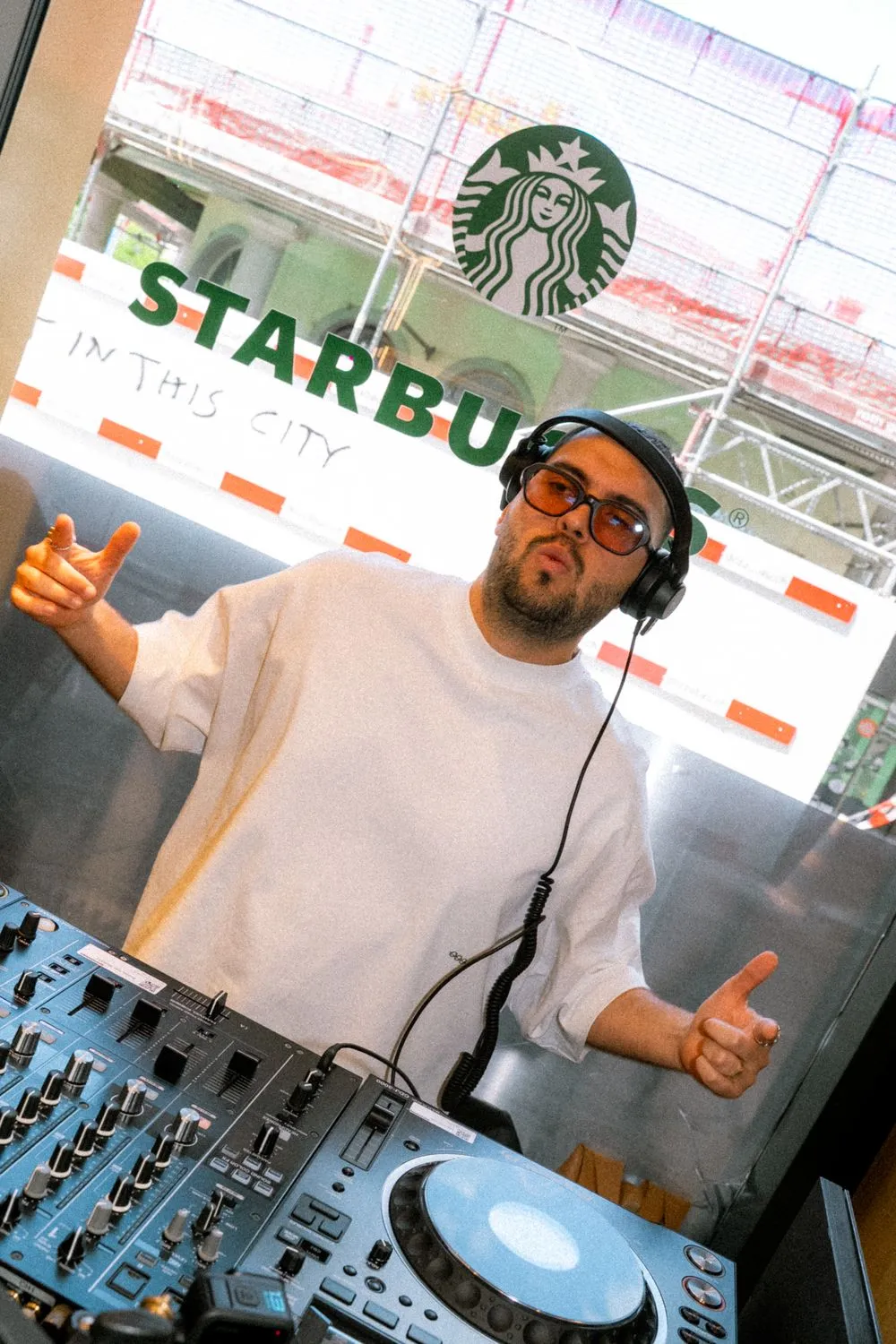 Un Jour avec Starbucks, 78